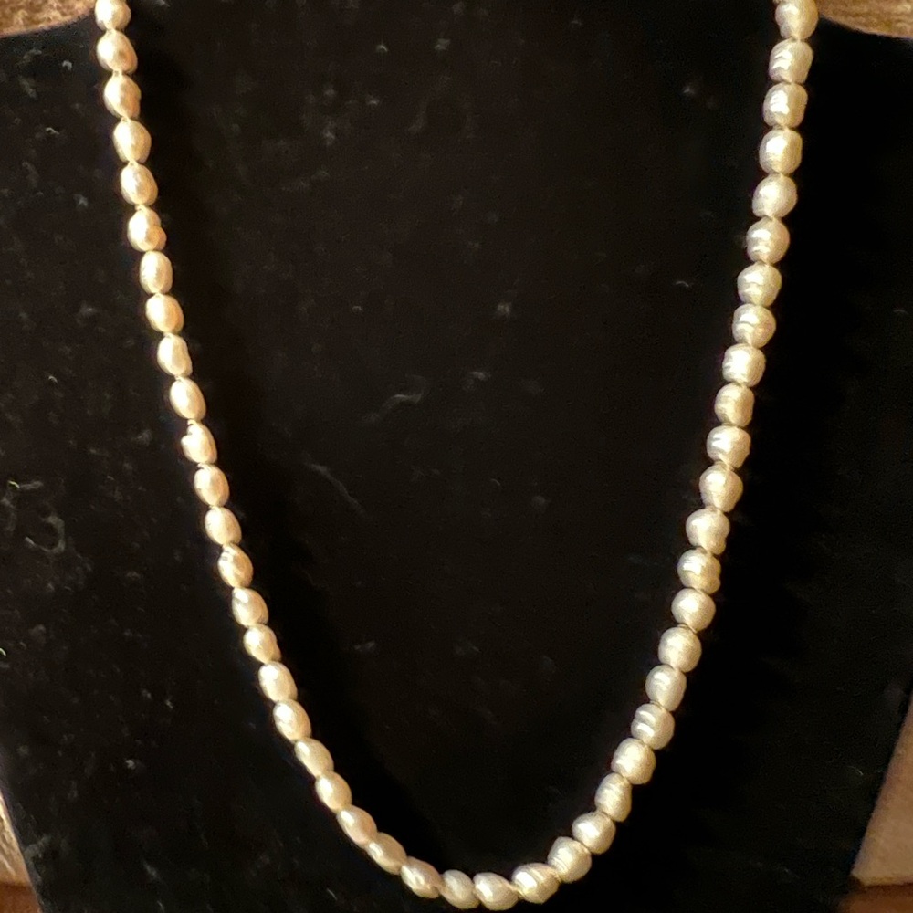 18” freshwater pearl necklace hand knotted